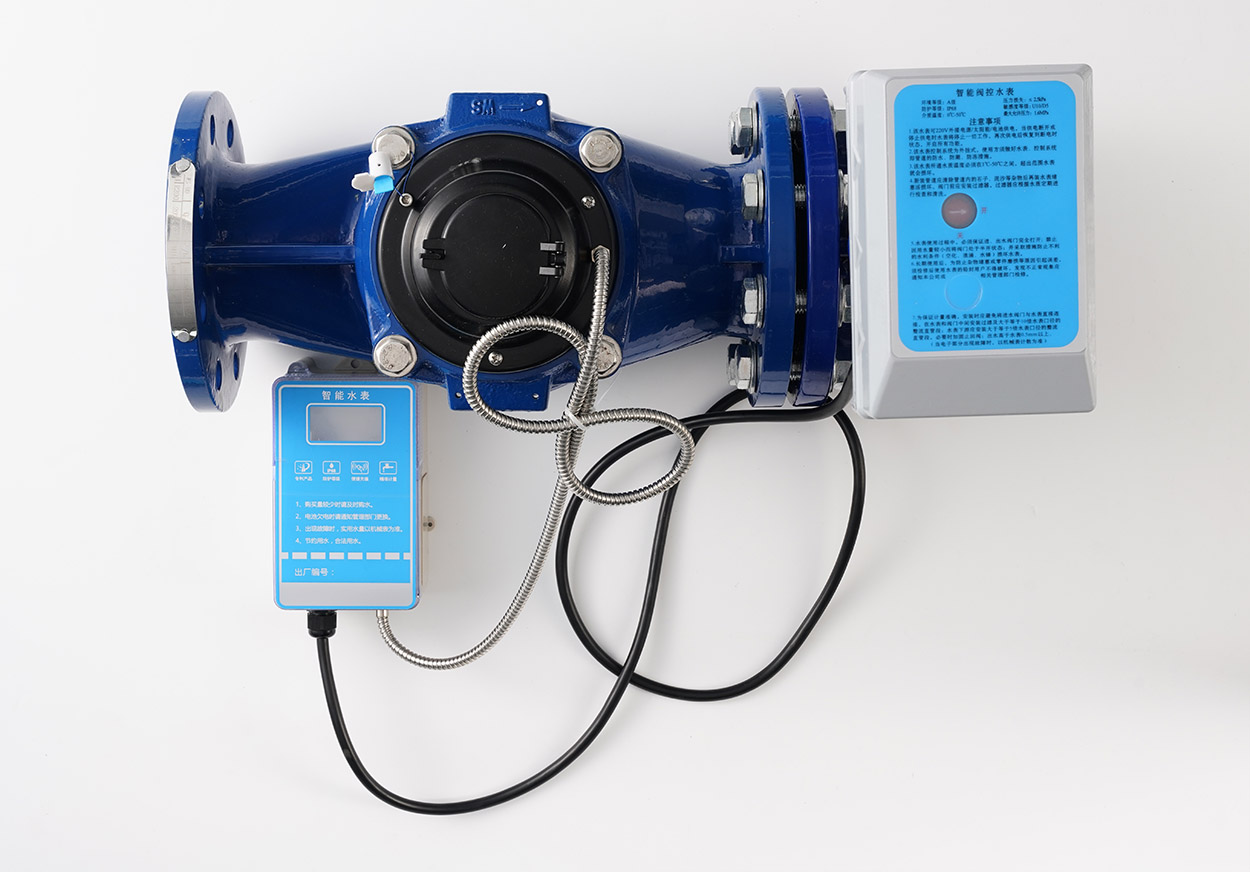 垂直螺翼式大口徑水表 垂直螺翼式大口徑水表